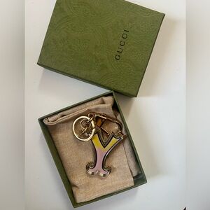 NWT Gucci key chain accessories letter Y